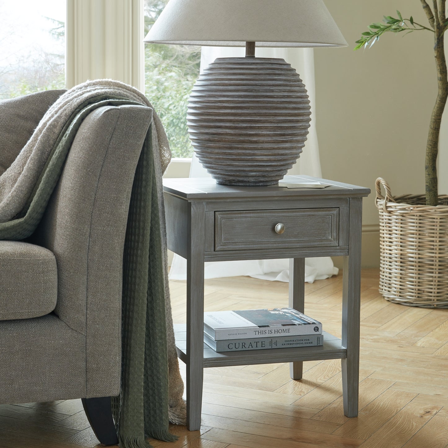 Saturn Table Lamp With Linen Shade